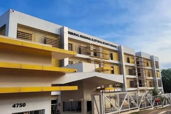 Justiça manda suspender 15 órgãos partidários em três cidades de MT